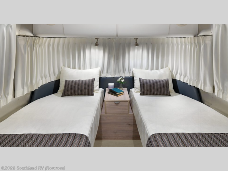 2026 Globetrotter 25FB Twin by Airstream from Southland RV in Norcross, Georgia