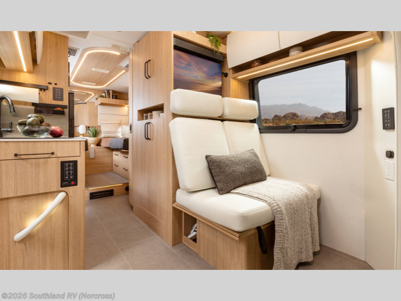 2026 Unity U24TBX by Leisure Travel from Southland RV in Norcross, Georgia