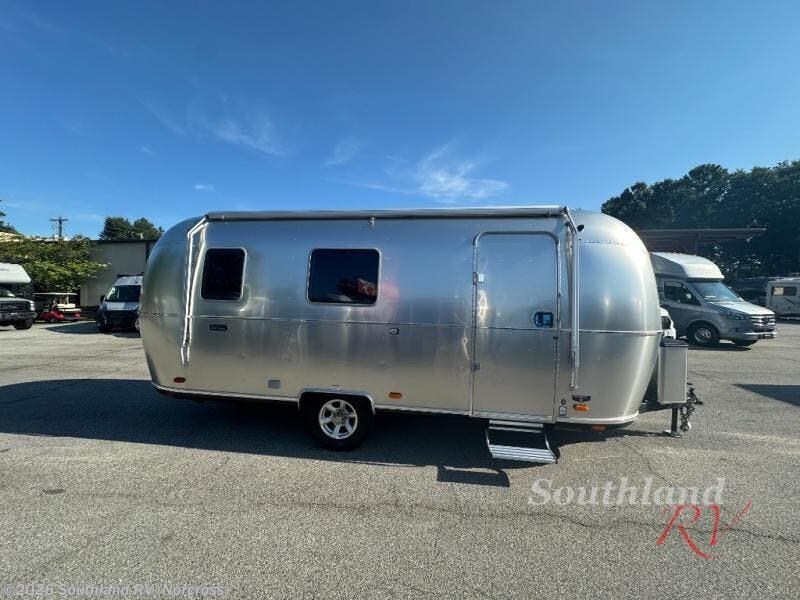 2026 World Traveler 22RB by Airstream from Southland RV in Norcross, Georgia