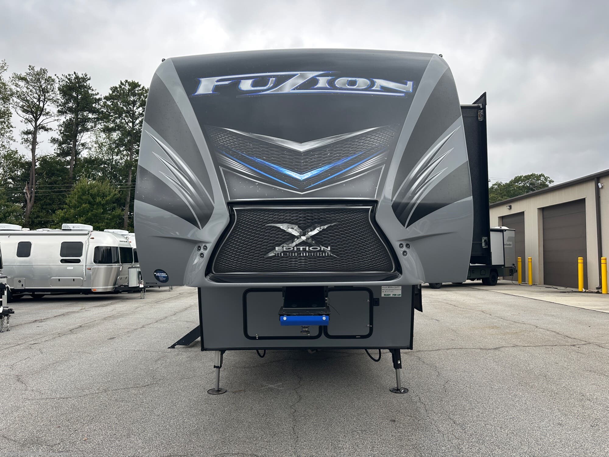 2017 Keystone Fuzion 345 - Used Fifth Wheel For Sale by Southland RV in Norcross, Georgia