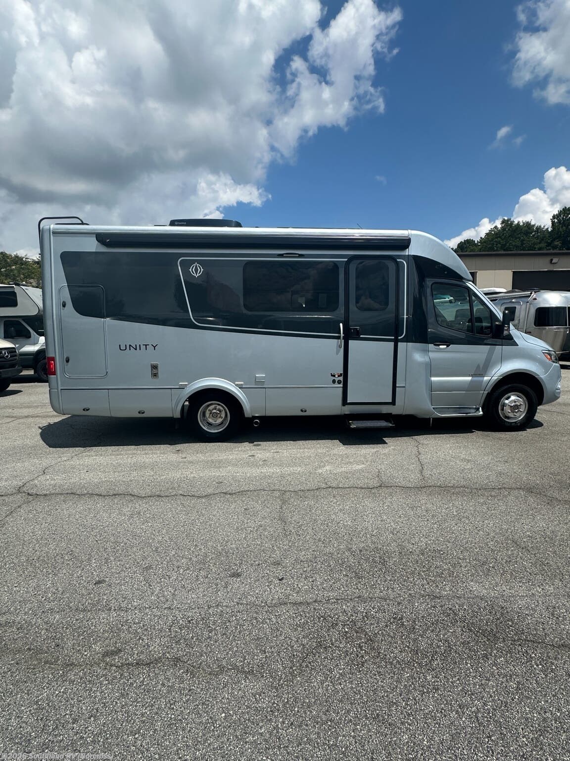 2024 Unity 24MB by Leisure Travel from Southland RV in Norcross, Georgia