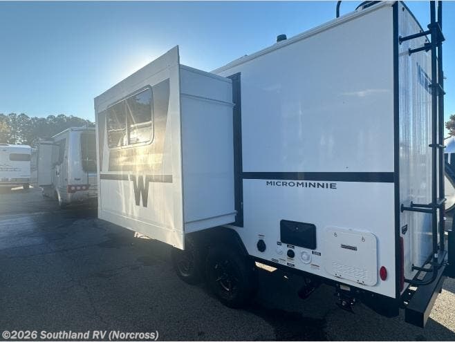 New 2026 Winnebago Micro Minnie 2108DS available in Norcross, Georgia