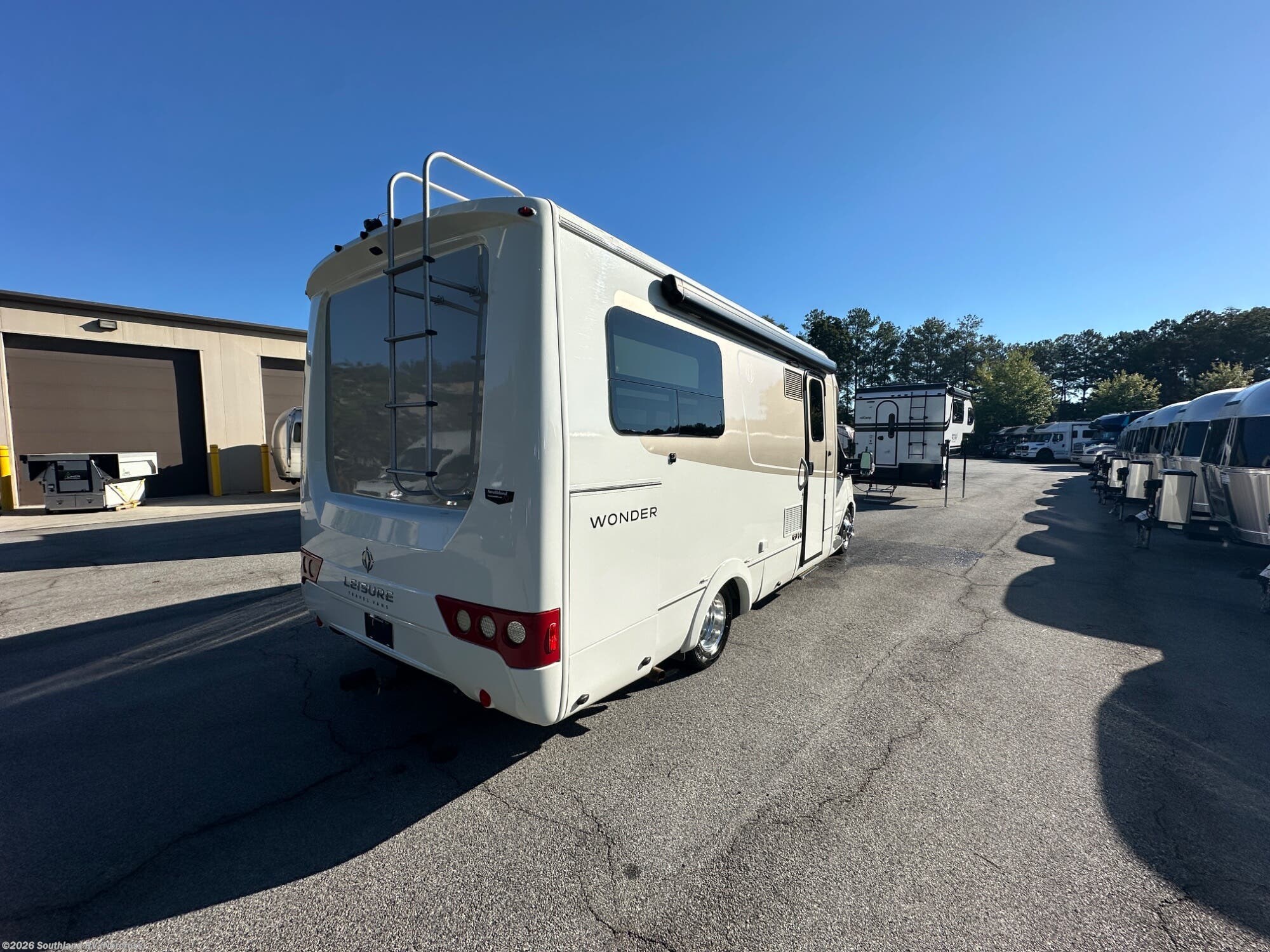 2020 Wonder 24RTB by Leisure Travel from Southland RV in Norcross, Georgia