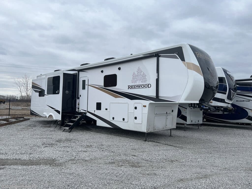 2022 Keystone REDWOOD 4001LK RV for Sale in Independence, MO 64058 ...