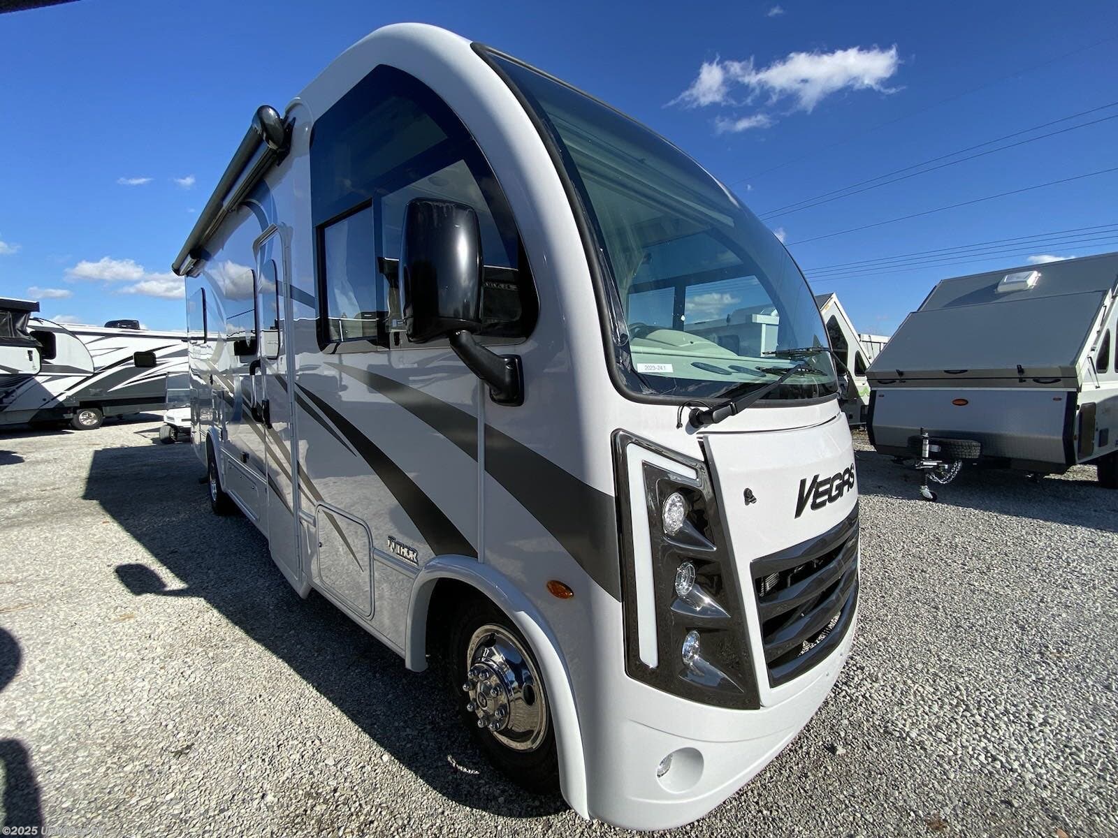 2023 Thor VEGAS 24.1 RV for Sale in Independence, MO 64058 004878