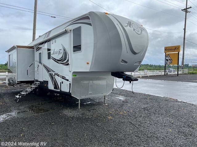 Used 2019 Northwood Silver Fox Arctic  Edition 32-5M available in Dayton, Oregon