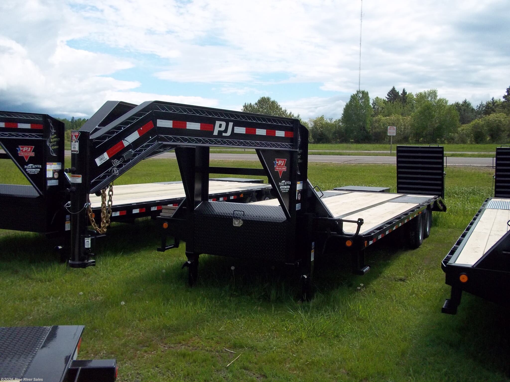 #Check Availability - 2022 PJ Trailers Low Pro Flatdeck Deckover With Duals  (LD) Flatbed/Flat Deck (Heavy Duty) Trailer for sale in Cloquet MN