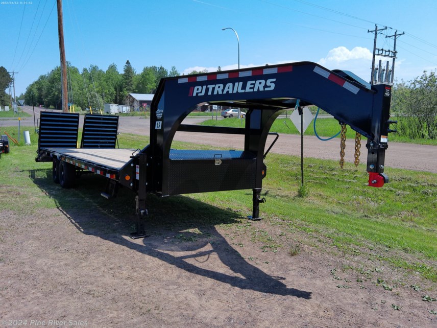 New 2024 PJ Trailers Gooseneck 25&apos; Low Pro available in Cloquet, Minnesota