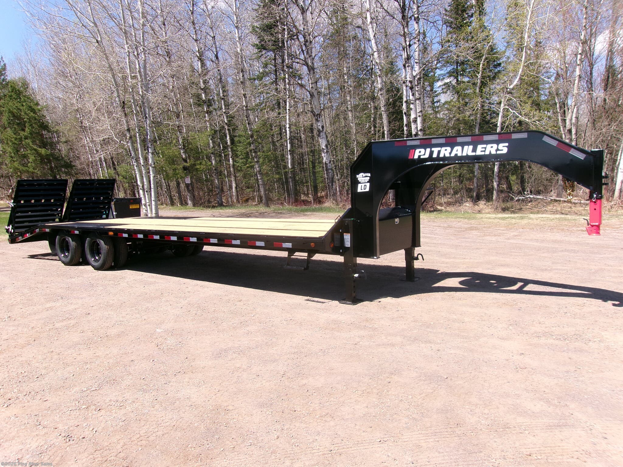 2027 PJ Trailers LD PJ 30' LOW PRO 25K GVWR FD W/ DUALS