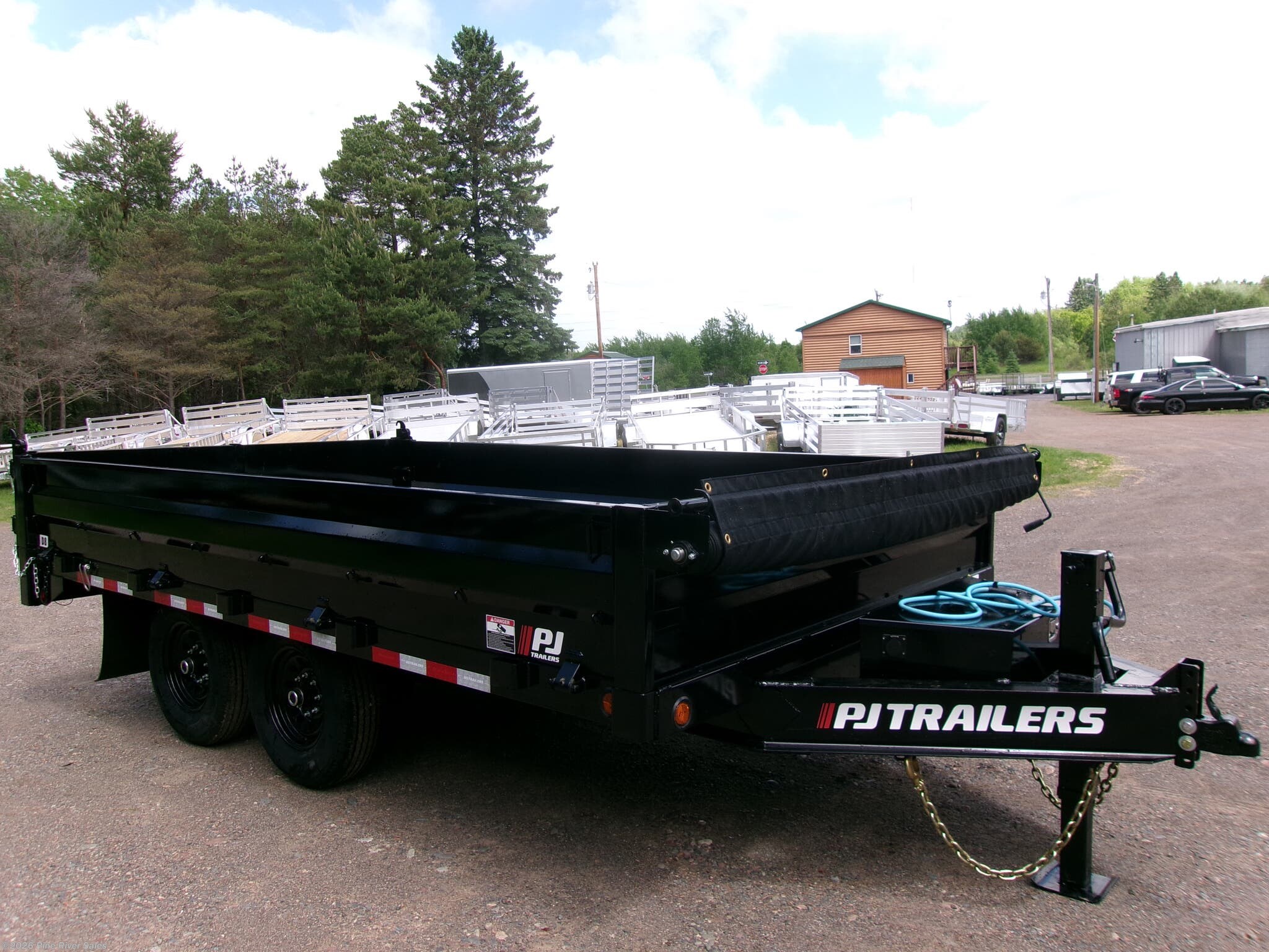 2027 PJ Trailers D8 PJ 96" 14' DECKOVER DUMP