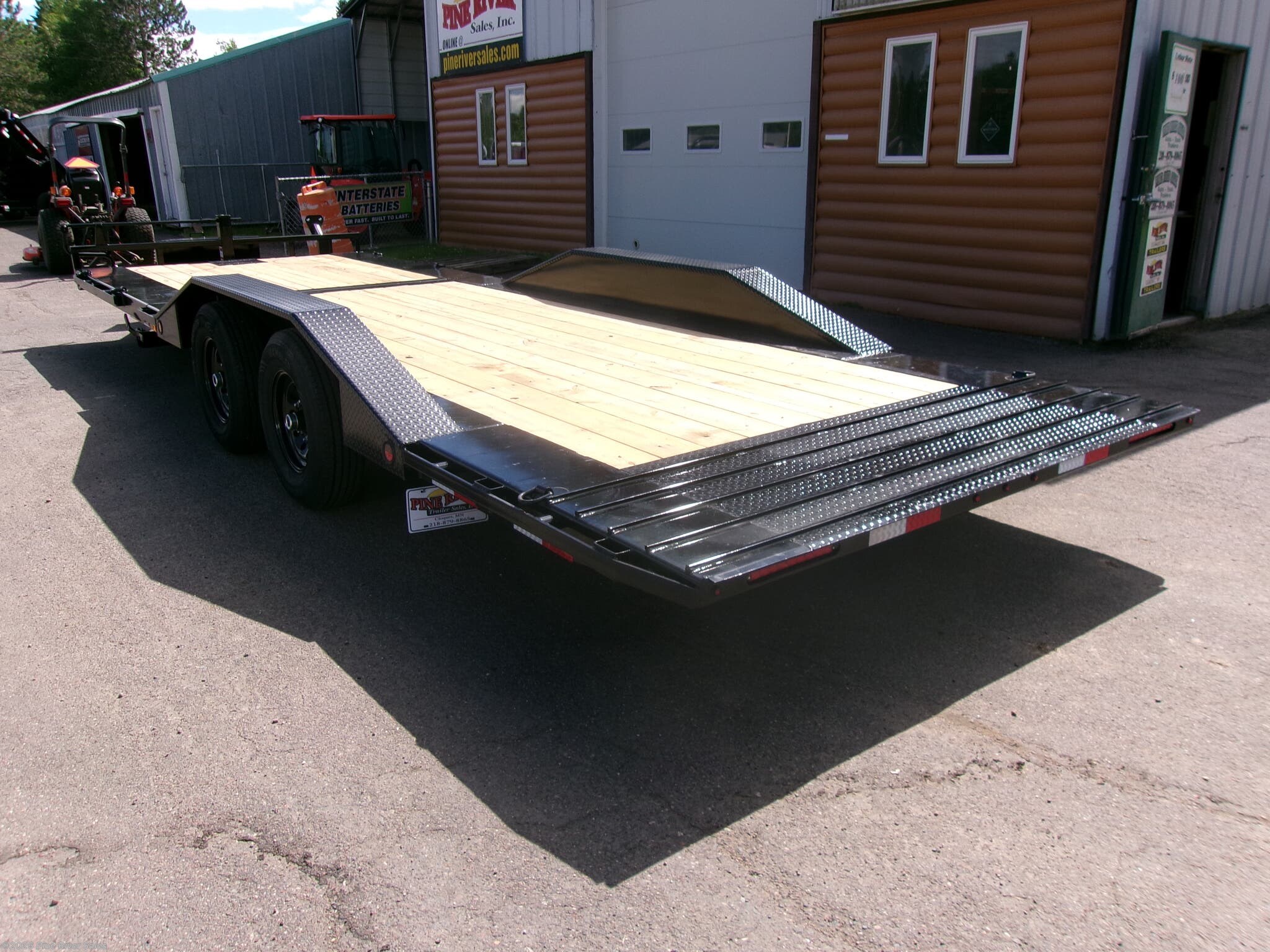 2027 PJ Trailers TS SUPERWIDE TILT  24'   14K GVWR