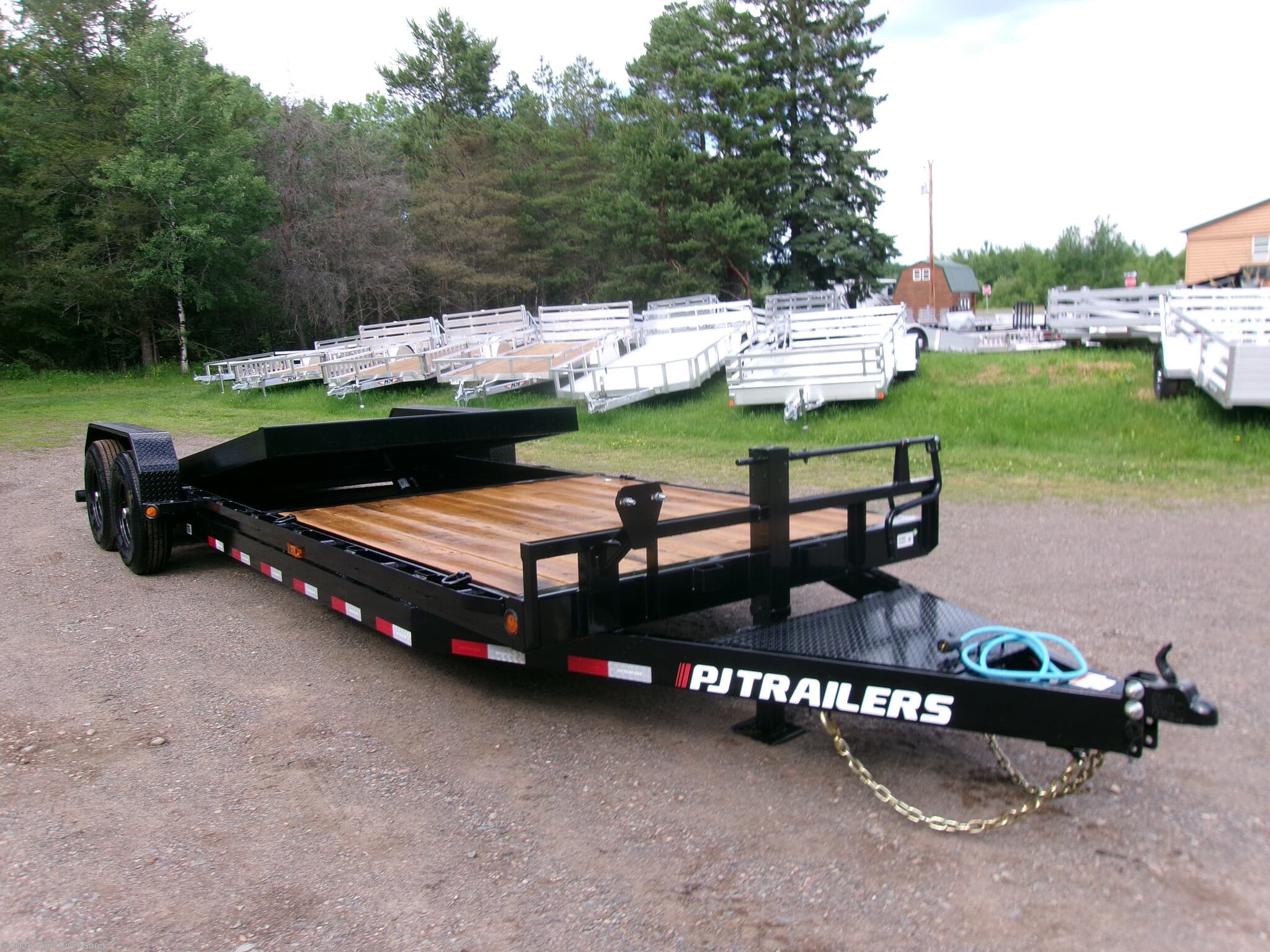 2027 PJ Trailers T6 24' Tilt 14k GVWR