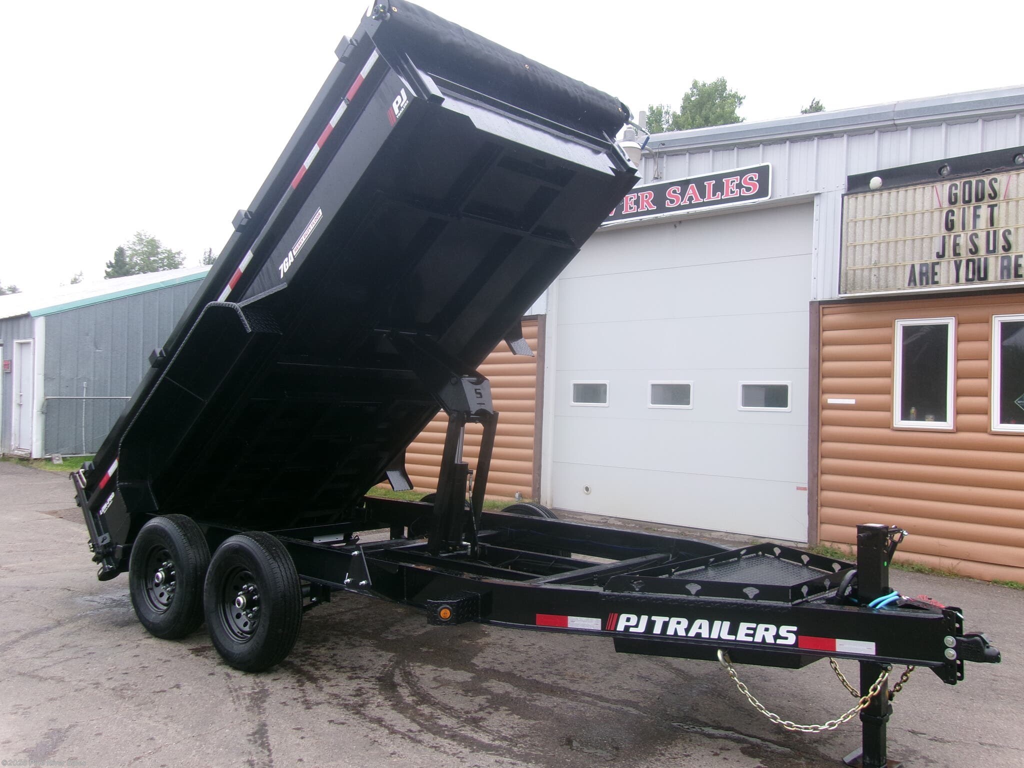2027 PJ Trailers DL 83x14 15.4k GVWR