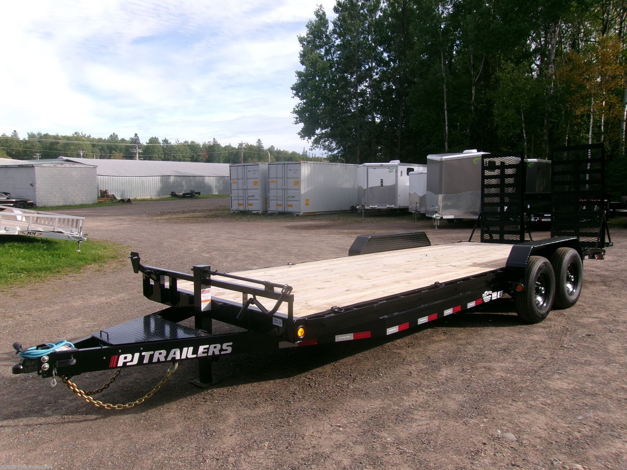 2027 PJ Trailers CC 22' equipment 14k gvwr