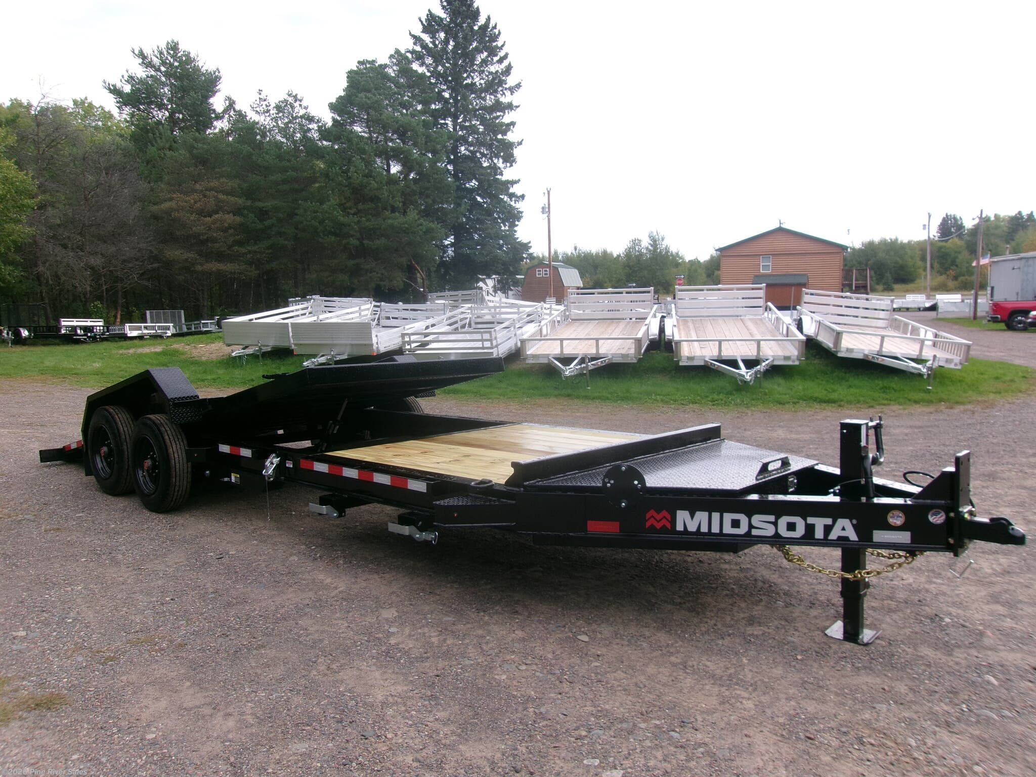 2027 Midsota TB 83" x 22' BTB Gravity Tilt Trailer 17,6K GVWR