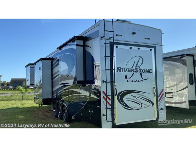 2022 RiverStone 37FLTH by Forest River from Lazydays RV of Nashville in Murfreesboro, Tennessee