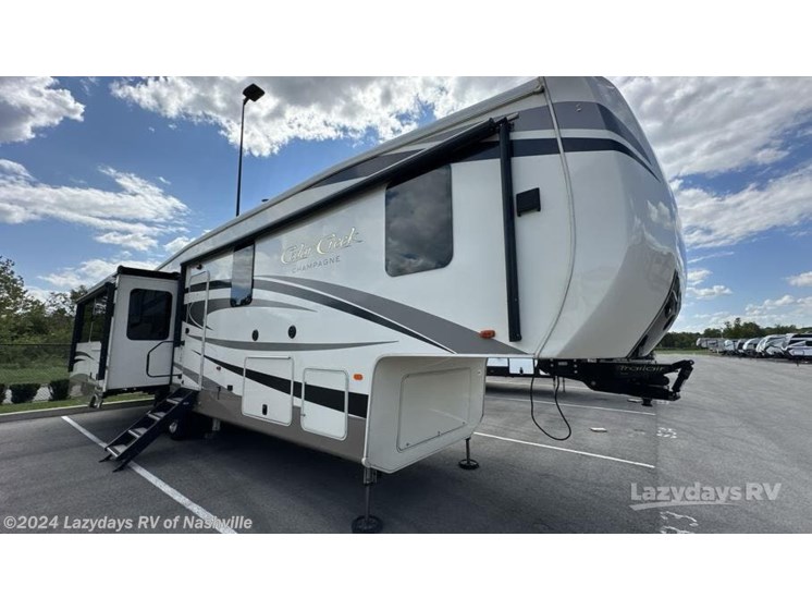 Used 2018 Forest River Cedar Creek Champagne Edition 38EL available in Murfreesboro, Tennessee