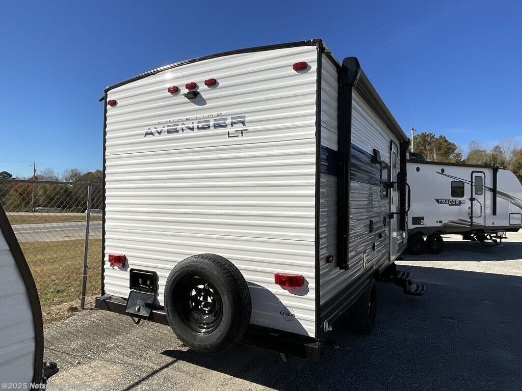 2022 Prime Time Avenger LT 17FQS RV for Sale in Opelika, AL 36804