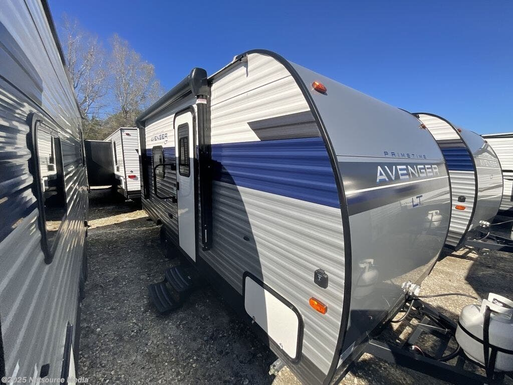 2022 Prime Time Avenger LT 16FQ RV for Sale in Opelika, AL 36804