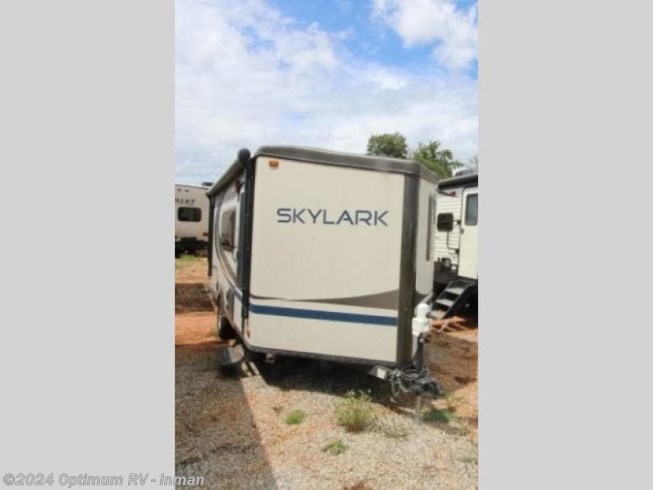 Used 2012 Jayco Skylark 21FKV available in Inman, South Carolina