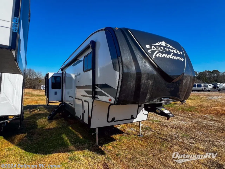 Used 2024 East to West Tandara 385MB available in Inman, South Carolina