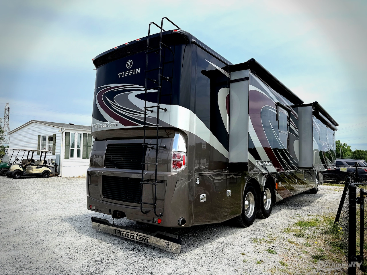 2016 Tiffin Phaeton 44 OH - Used Class A For Sale by Optimum RV - Inman in Inman, South Carolina features Slideout