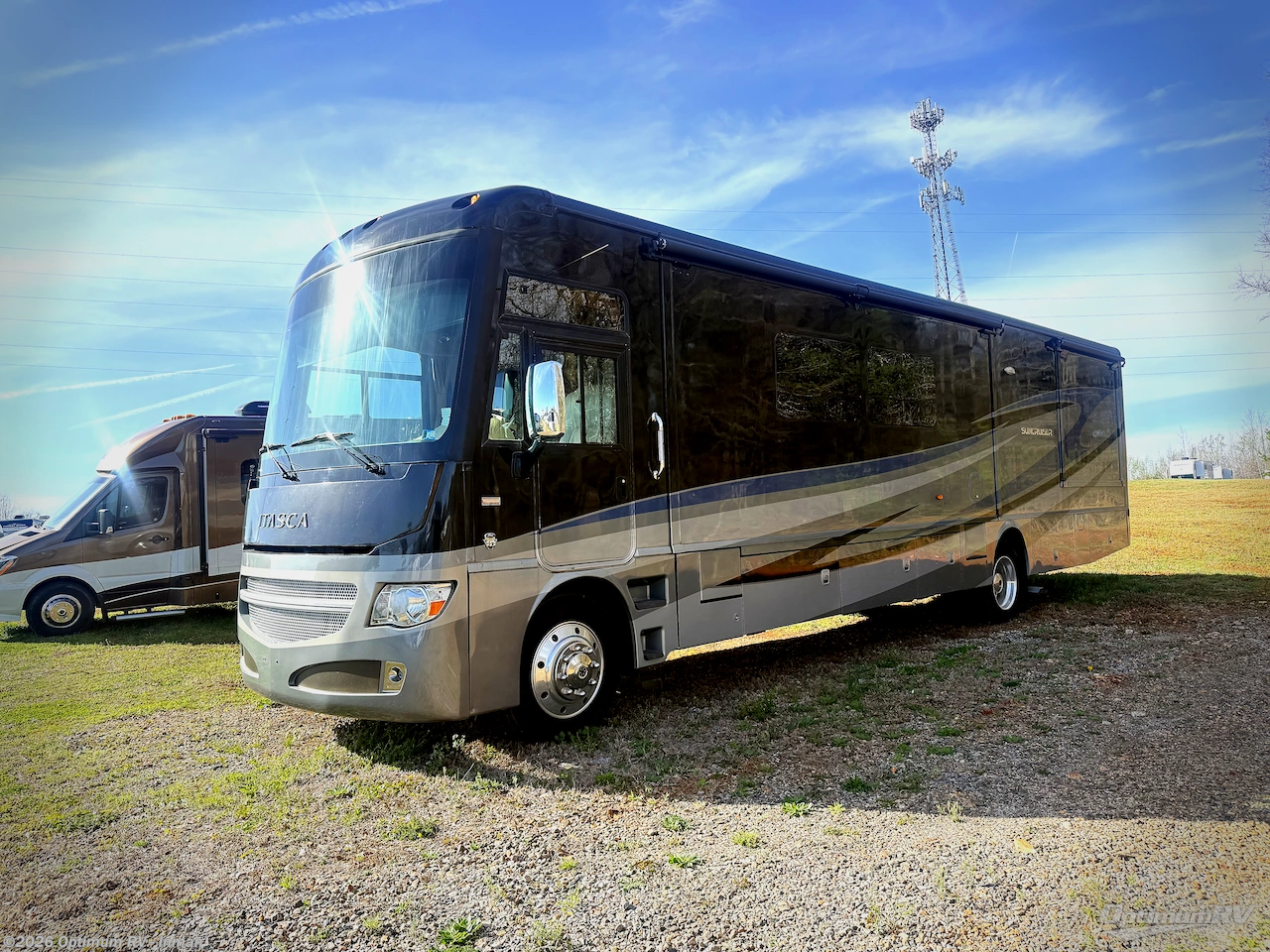 Used 2014 Itasca Suncruiser 38Q available in Inman, South Carolina