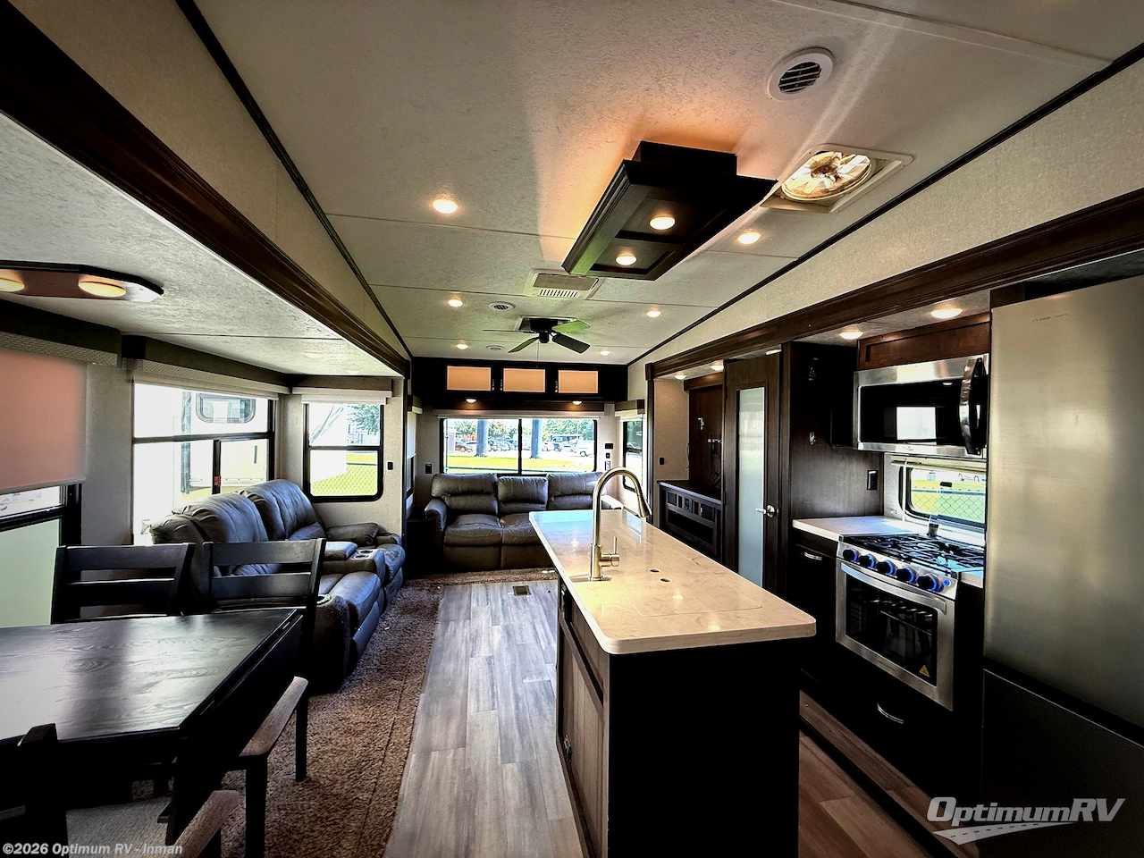Used 2022 Shasta Phoenix 298RLS available in Inman, South Carolina