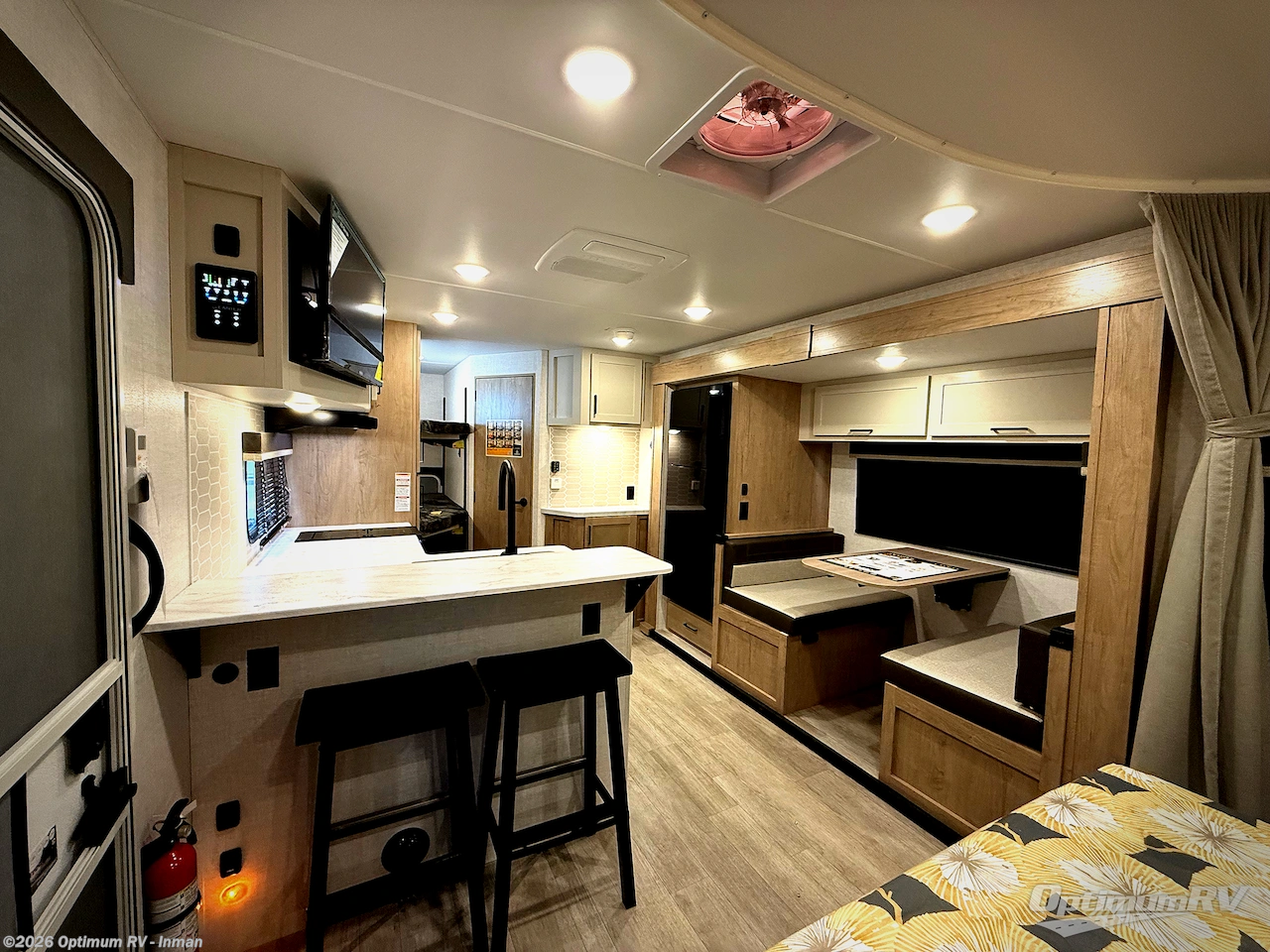 New 2026 Ember RV E-Series 22ETS available in Inman, South Carolina