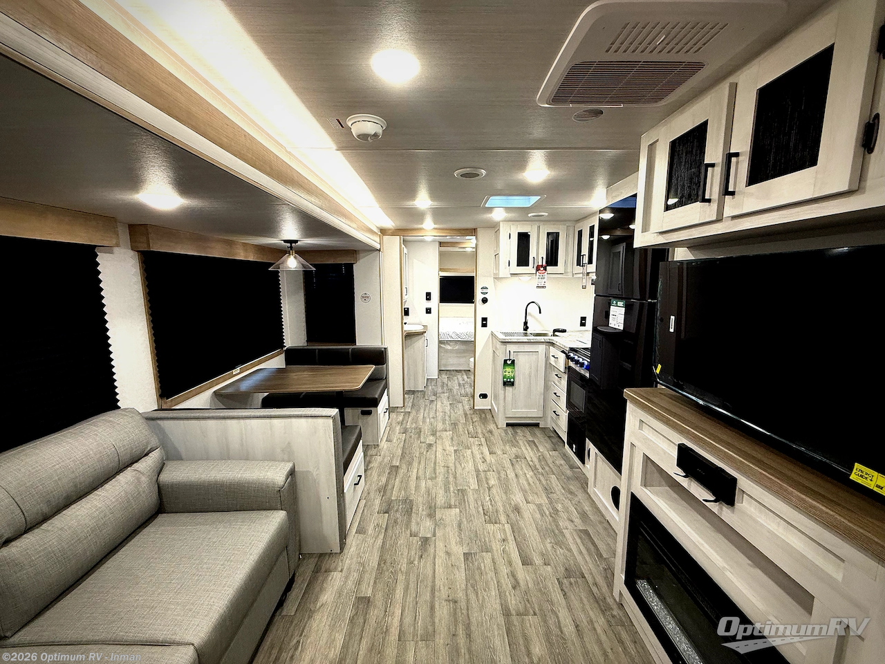 New 2026 East to West Longitude 319BH available in Inman, South Carolina