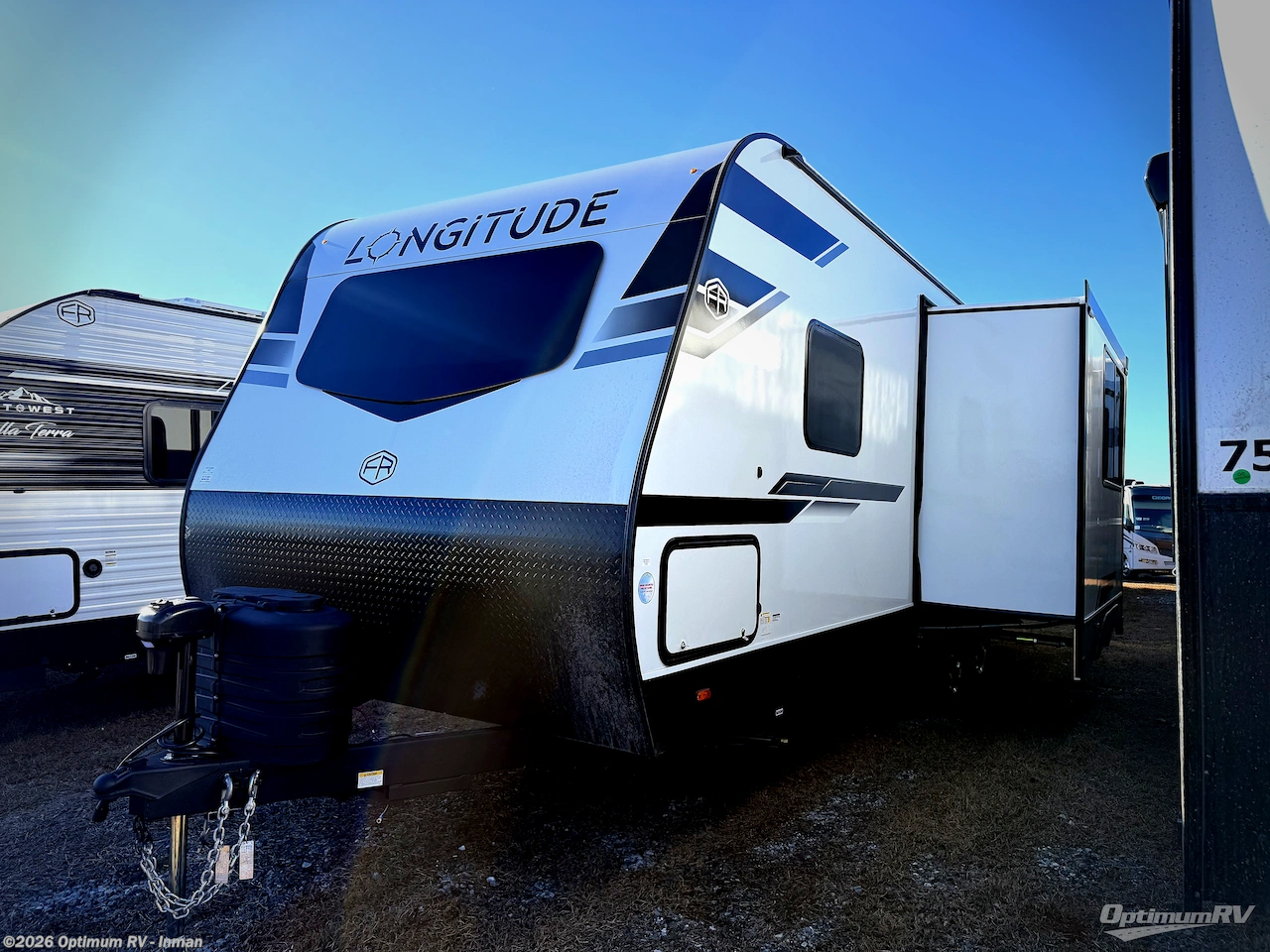 New 2026 East to West Longitude 255BH available in Inman, South Carolina