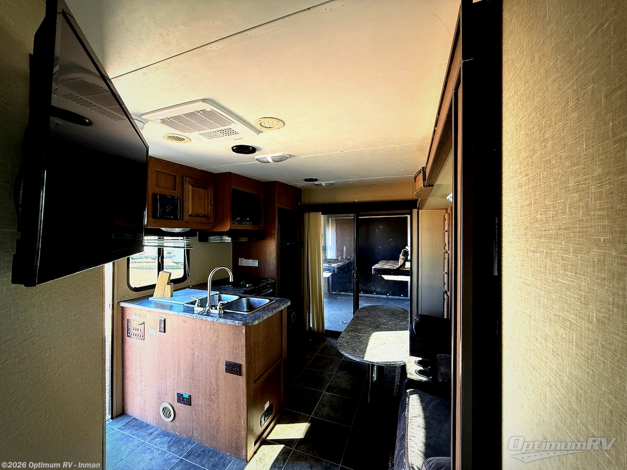2014 Fun Finder Xtra XT-330 by Cruiser RV from Optimum RV - Inman in Inman, South Carolina