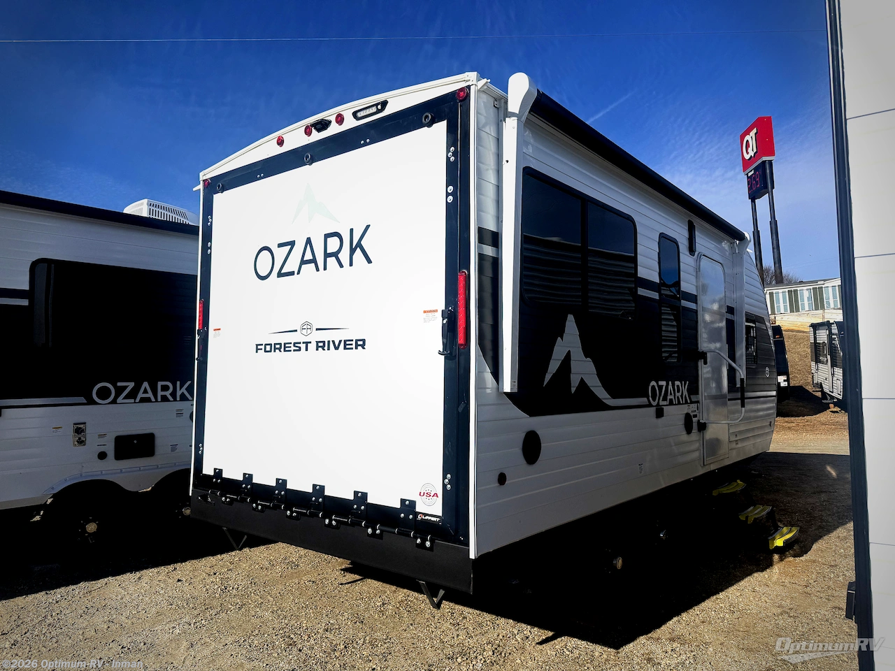 2026 Forest River Ozark 1900THK - New Travel Trailer For Sale by Optimum RV - Inman in Inman, South Carolina features Awning