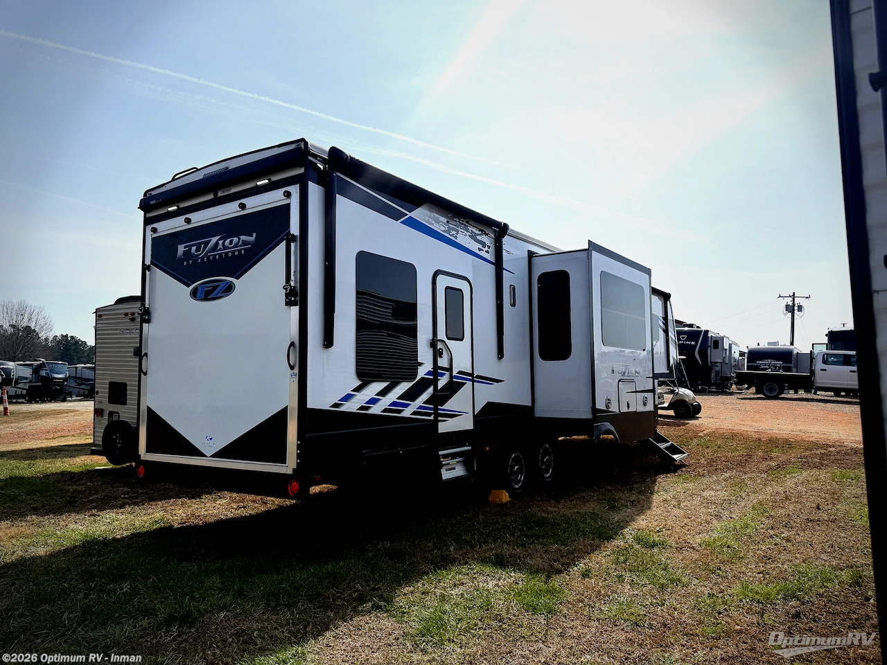 2023 Keystone Fuzion 357 - Used Fifth Wheel For Sale by Optimum RV - Inman in Inman, South Carolina features Awning, Slideout