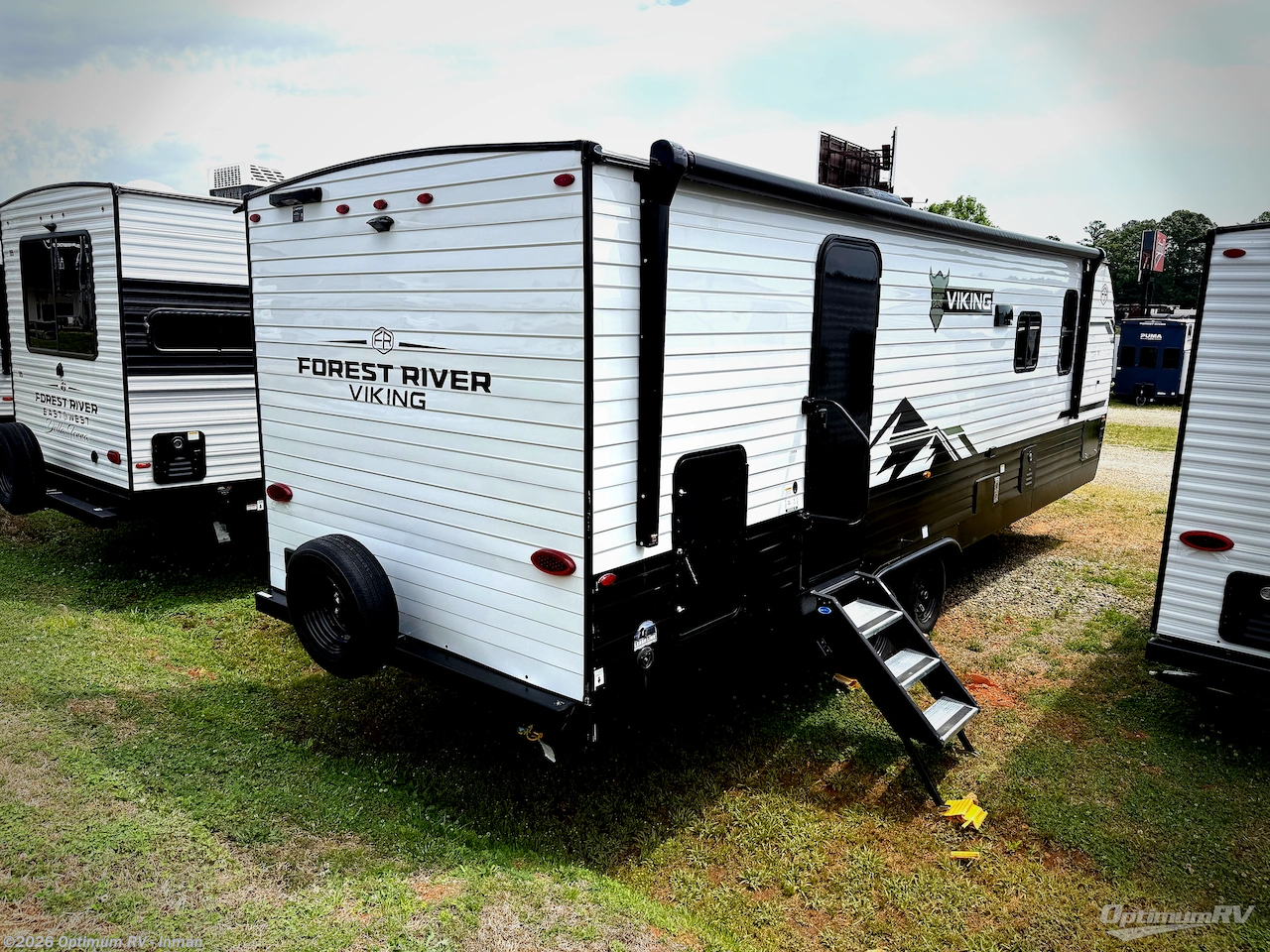 2026 Forest River Viking 6K Series 25RB - New Travel Trailer For Sale by Optimum RV - Inman in Inman, South Carolina features Awning, Slideout