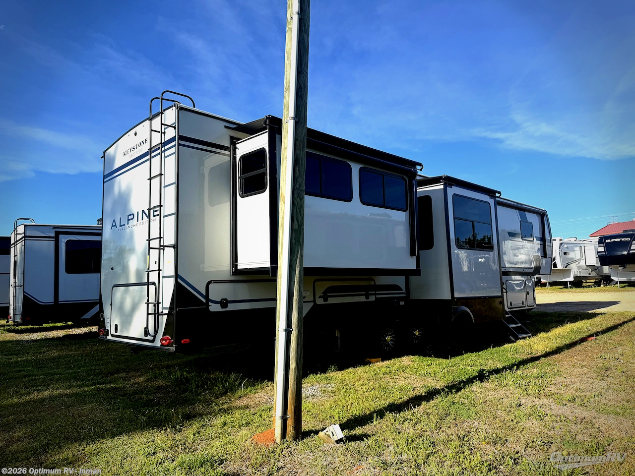 2026 Keystone Alpine Avalanche Edition 381DL - New Fifth Wheel For Sale by Optimum RV - Inman in Inman, South Carolina features Slideout, Awning