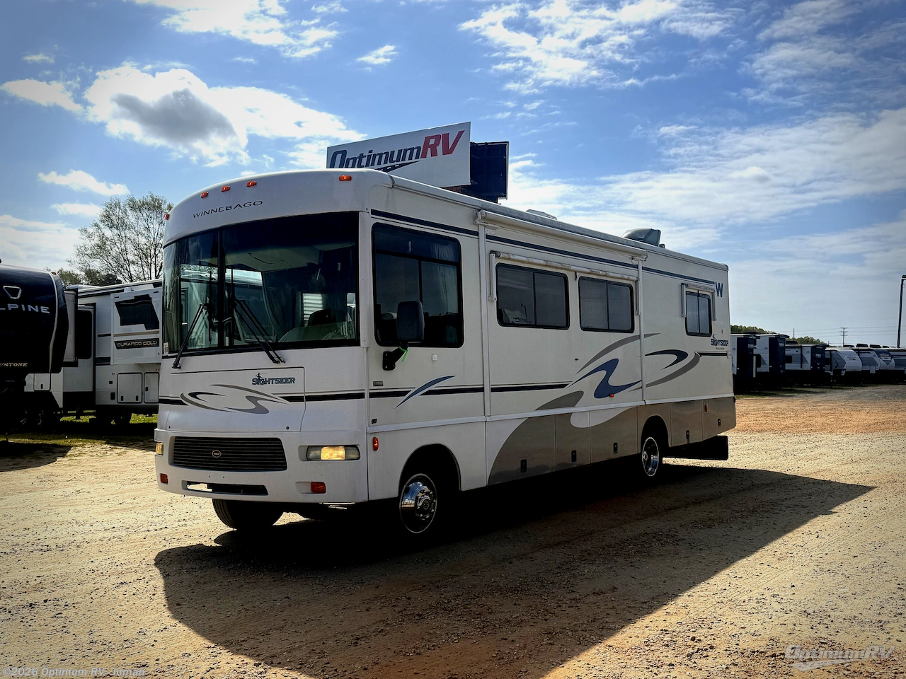 Used 2004 Winnebago Sightseer 30B available in Inman, South Carolina