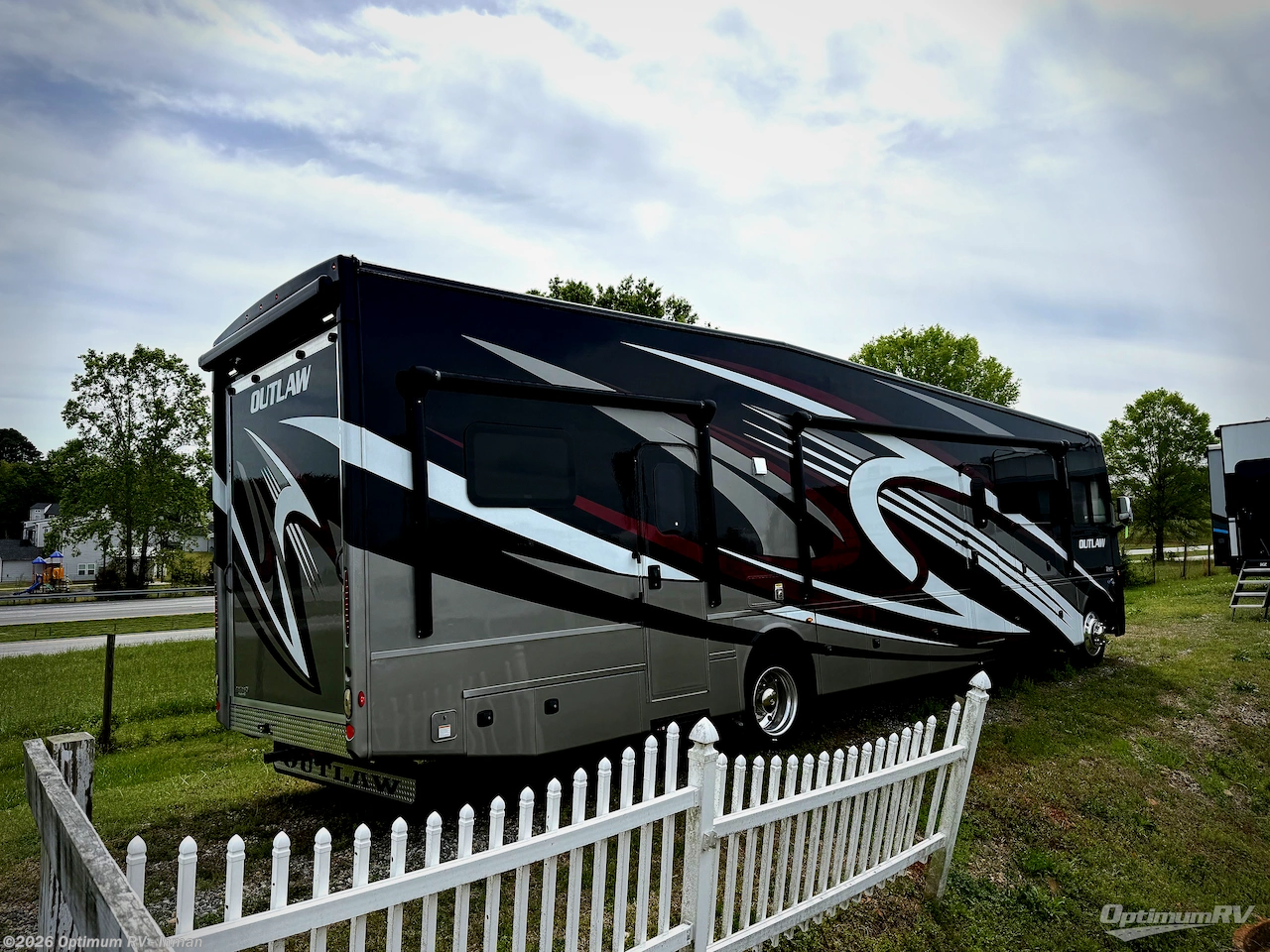 2023 Thor Outlaw 38KB - Used Class A For Sale by Optimum RV - Inman in Inman, South Carolina features Awning, Slideout