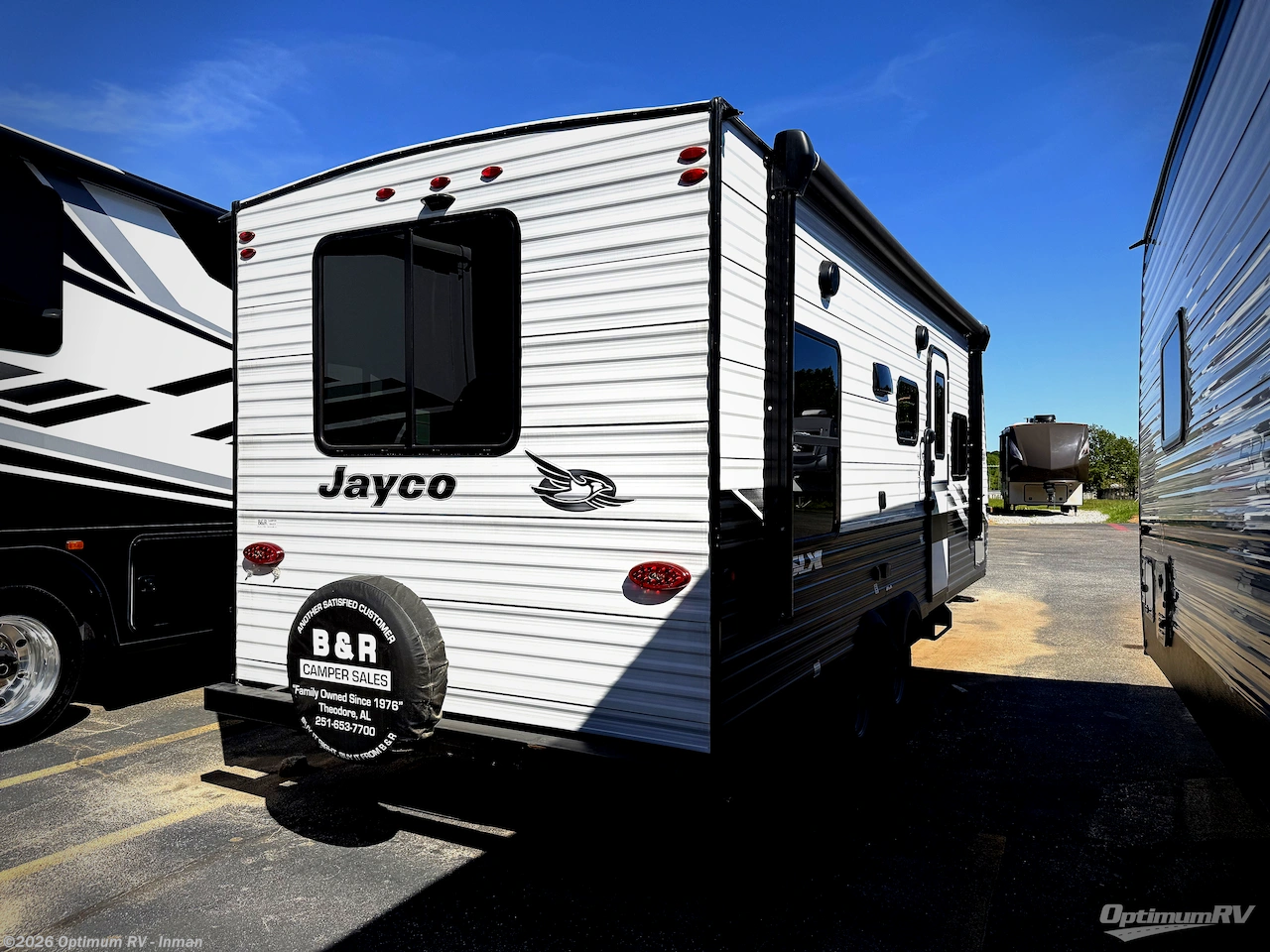 2022 Jayco Jay Flight SLX 8 212QB - Used Travel Trailer For Sale by Optimum RV - Inman in Inman, South Carolina features Awning