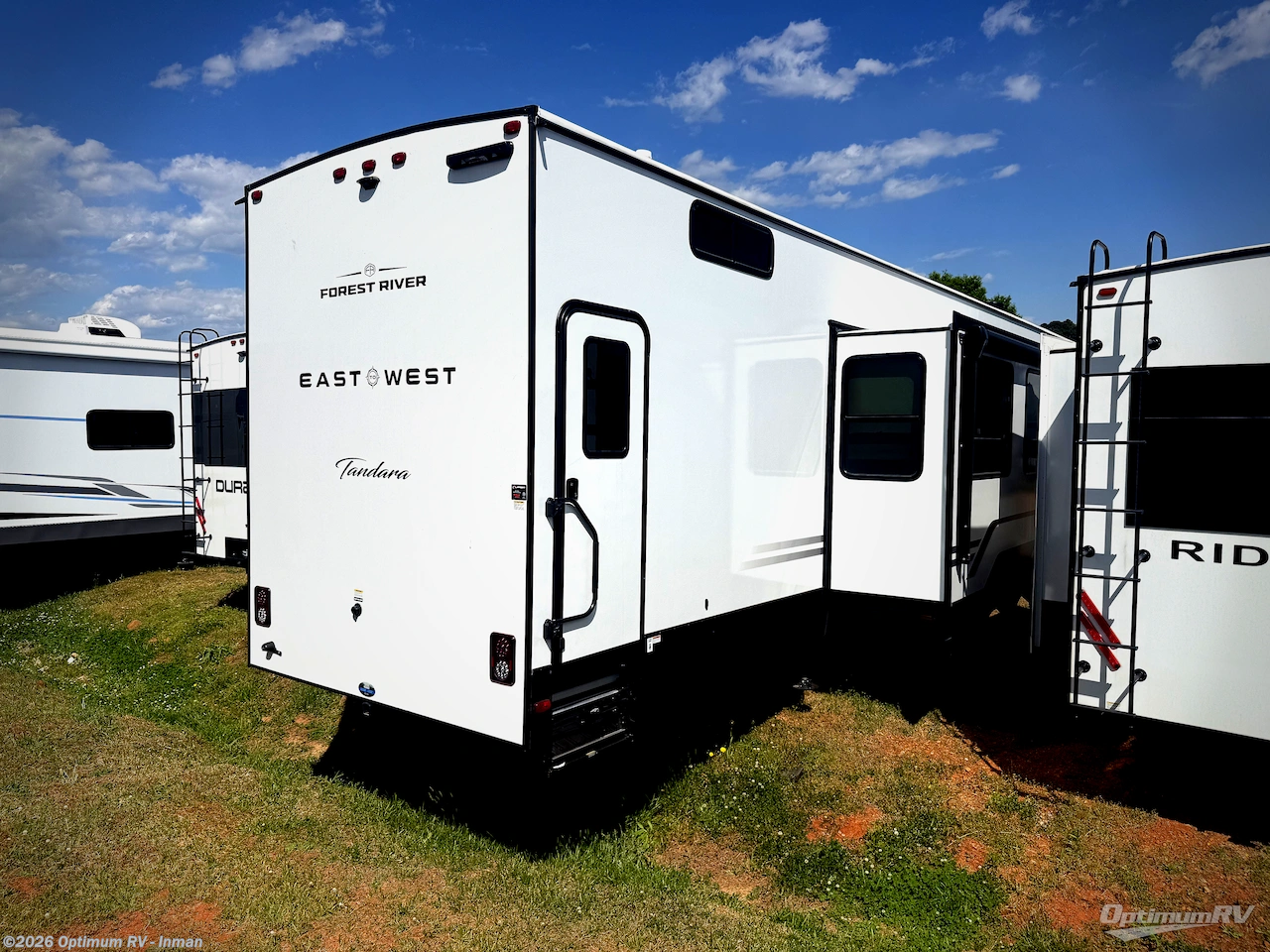 2026 East to West Tandara 389DS - New Fifth Wheel For Sale by Optimum RV - Inman in Inman, South Carolina features Awning, Slideout