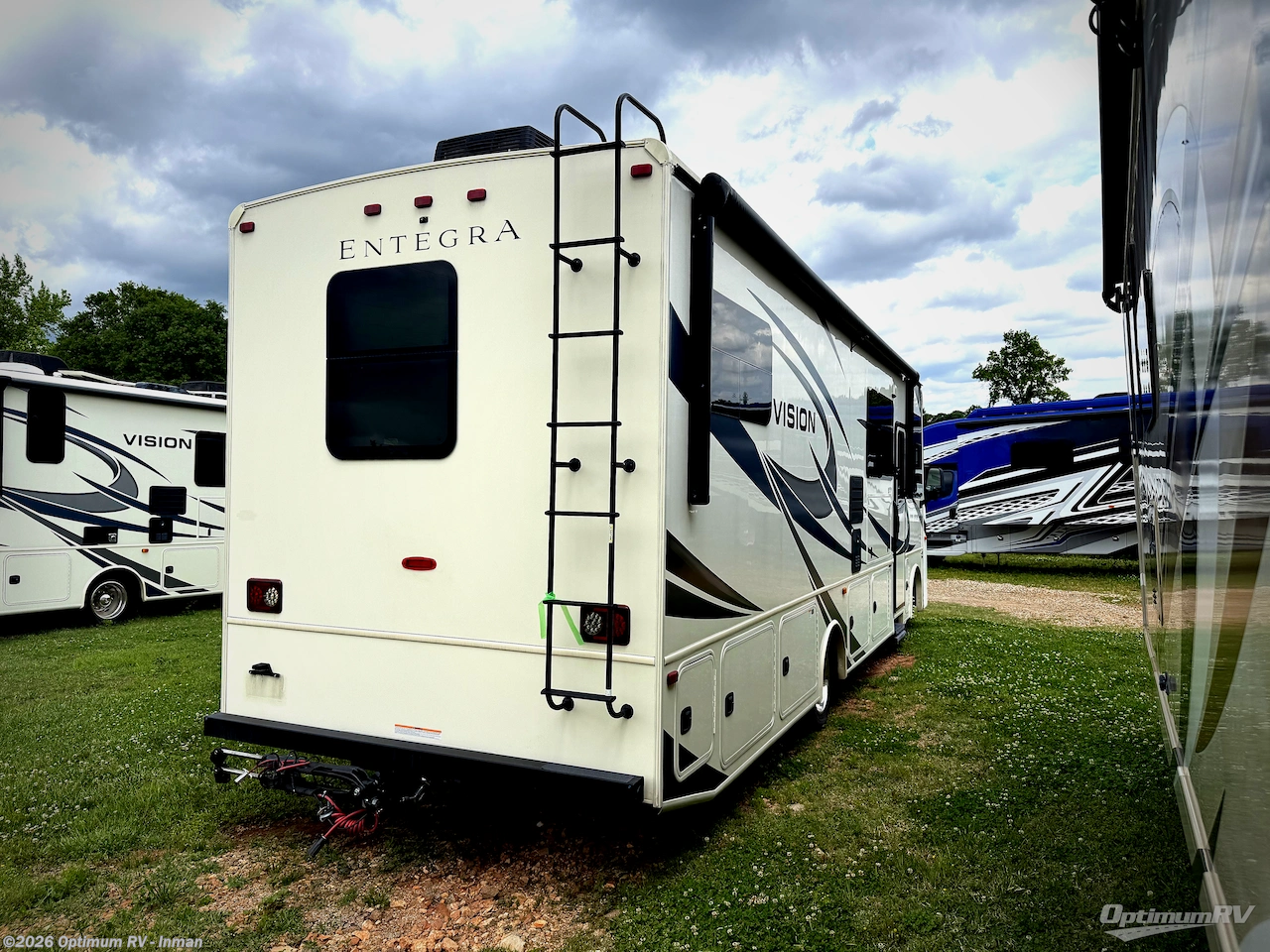 2022 Entegra Coach Vision 29F - Used Class A For Sale by Optimum RV - Inman in Inman, South Carolina features Slideout, Awning