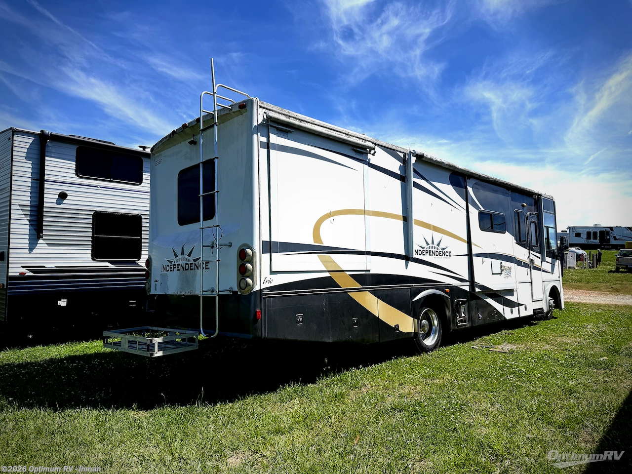 2007 Gulf Stream Independence 8357 - Used Class A For Sale by Optimum RV - Inman in Inman, South Carolina features Slideout