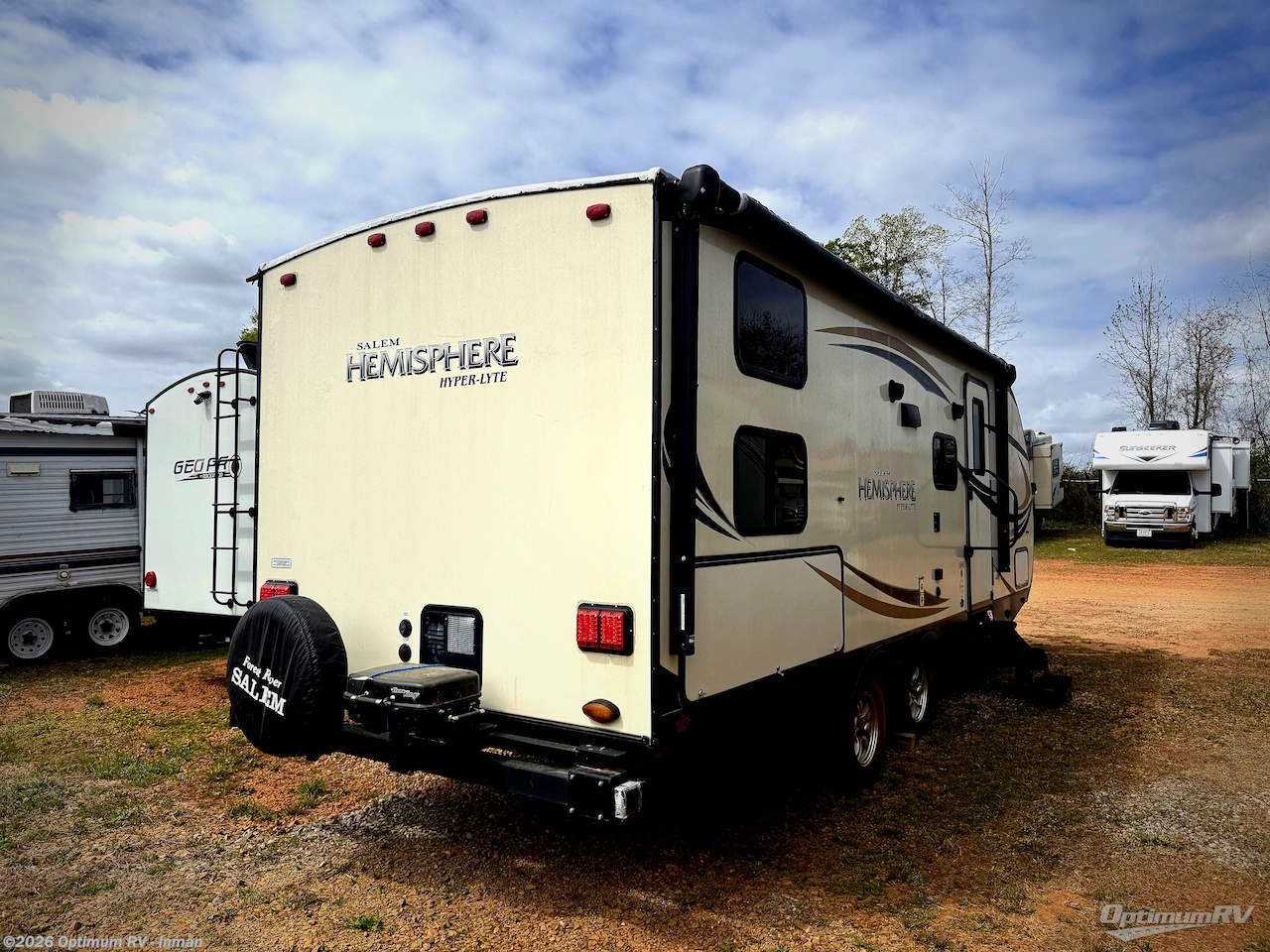 2017 Forest River Salem Hemisphere Lite 24BH - Used Travel Trailer For Sale by Optimum RV - Inman in Inman, South Carolina features Slideout