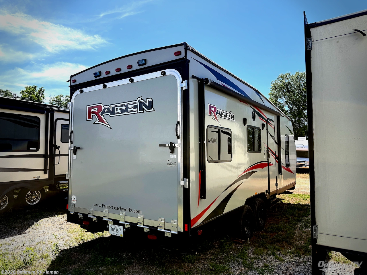 2019 Pacific Coachworks Rage'n 2213 - Used Travel Trailer For Sale by Optimum RV - Inman in Inman, South Carolina