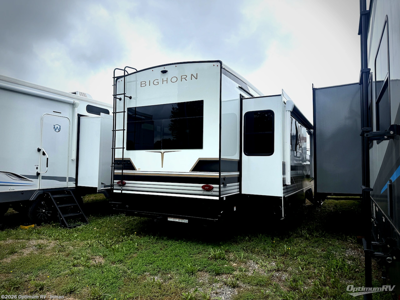 2026 Heartland Bighorn 38RE - New Fifth Wheel For Sale by Optimum RV - Inman in Inman, South Carolina features Awning, Slideout