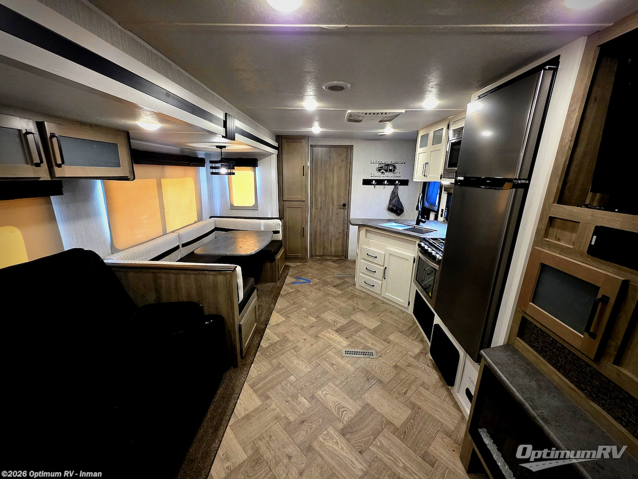 Used 2022 Palomino Puma 28DBFQ available in Inman, South Carolina