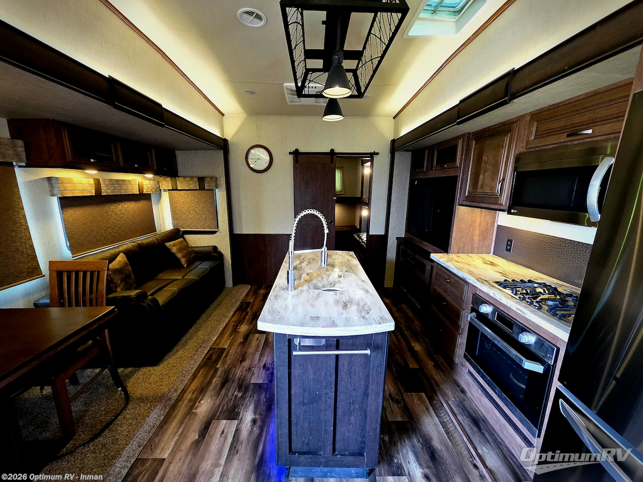 2020 Forest River Sandpiper 373BH - Used Fifth Wheel For Sale by Optimum RV - Inman in Inman, South Carolina features Awning, Slideout