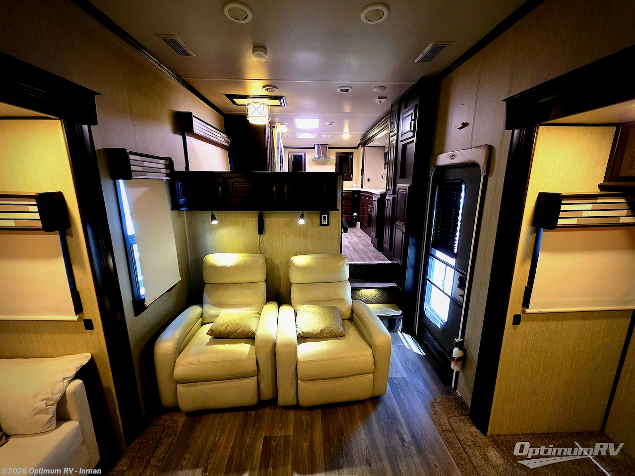 Used 2018 Palomino Columbus F386FK available in Inman, South Carolina