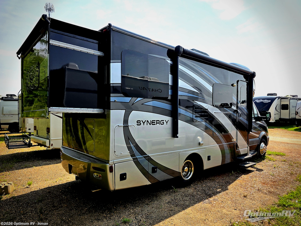 2016 Thor Synergy SP24 - Used Class C For Sale by Optimum RV - Inman in Inman, South Carolina features Slideout