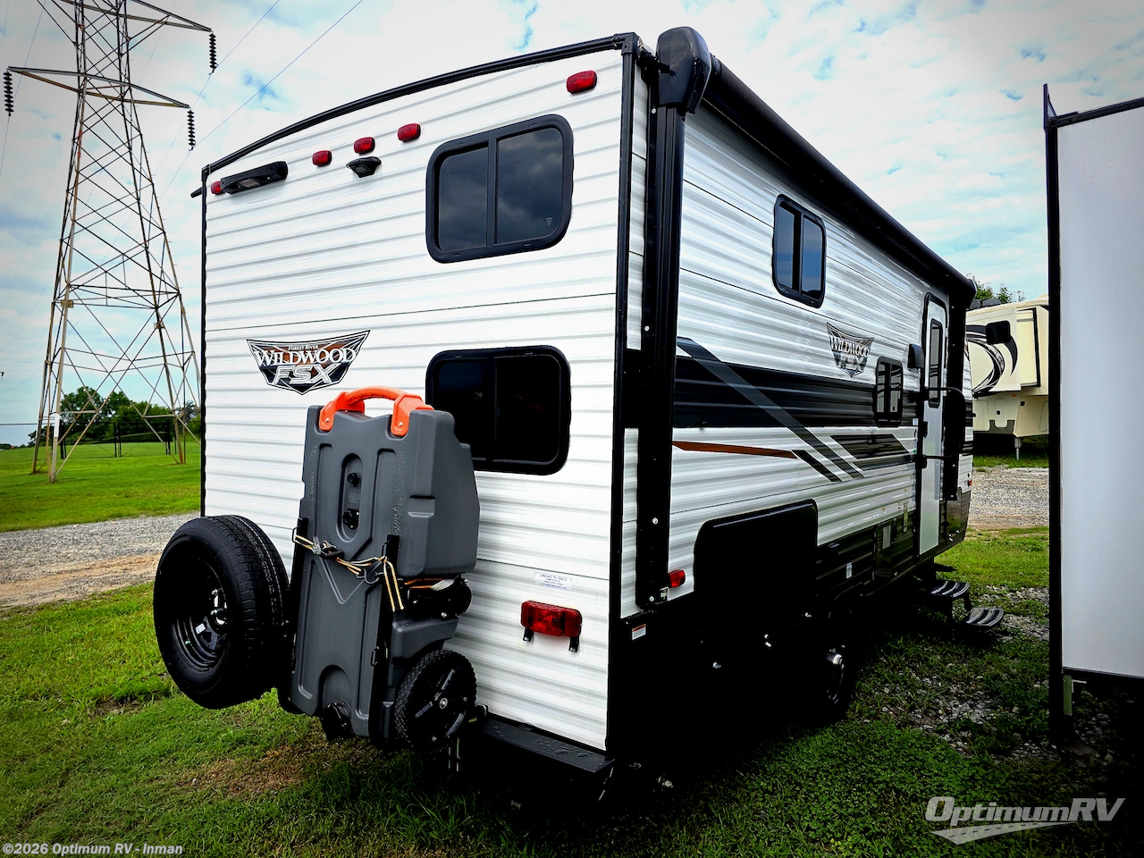 2023 Forest River Wildwood FSX 178BHSK - Used Travel Trailer For Sale by Optimum RV - Inman in Inman, South Carolina features Slideout, Awning